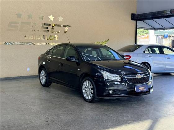 CHEVROLET CRUZE 1.8 LTZ 16V FLEX 4P AUTOMÁTICO CHEVROLET CRUZE 1.8 LTZ 16V FLEX 4P AUTOMÁTICO